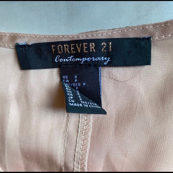 Forever 21 Blouse Wrap/Tie Top - Picture 2 of 3